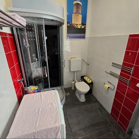 Daire Private Living Central, Dampfdusche